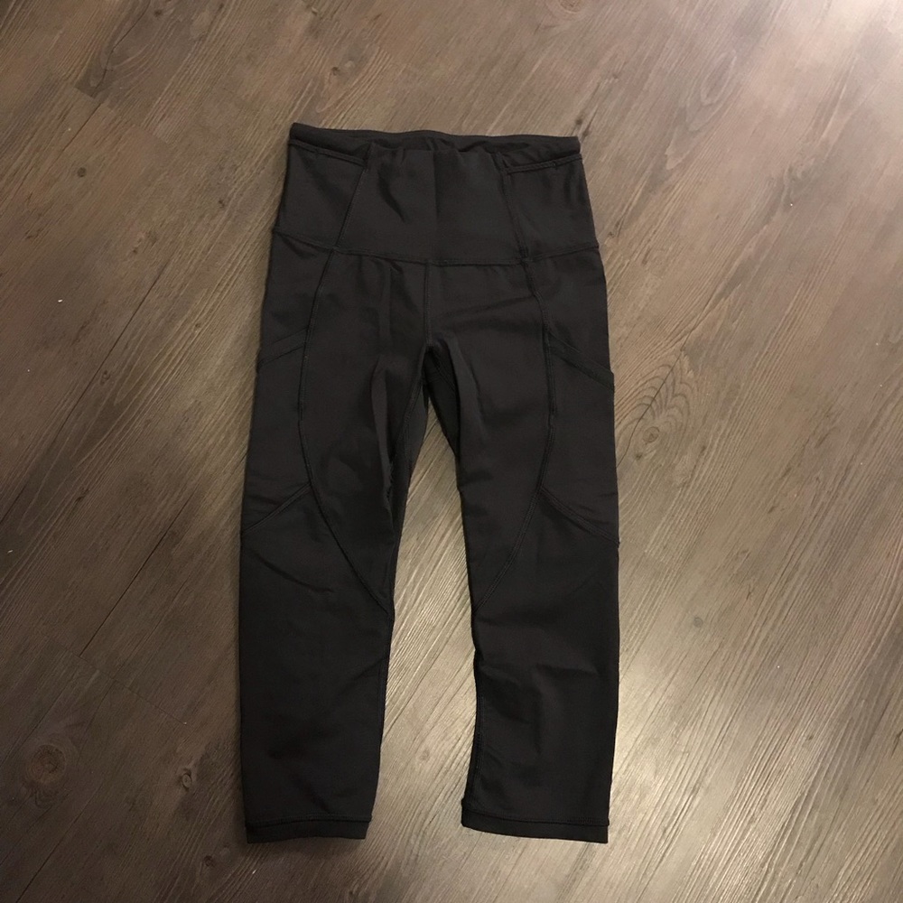 Lululemon crop leggings